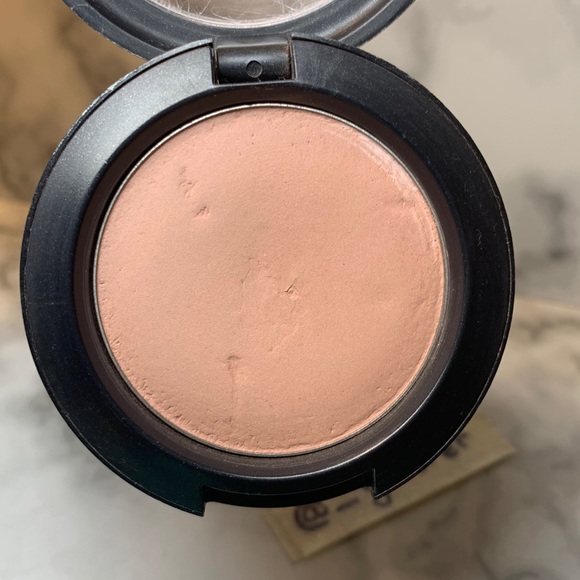 Tenderling MAC Powder Blush - Picture 3 of 13